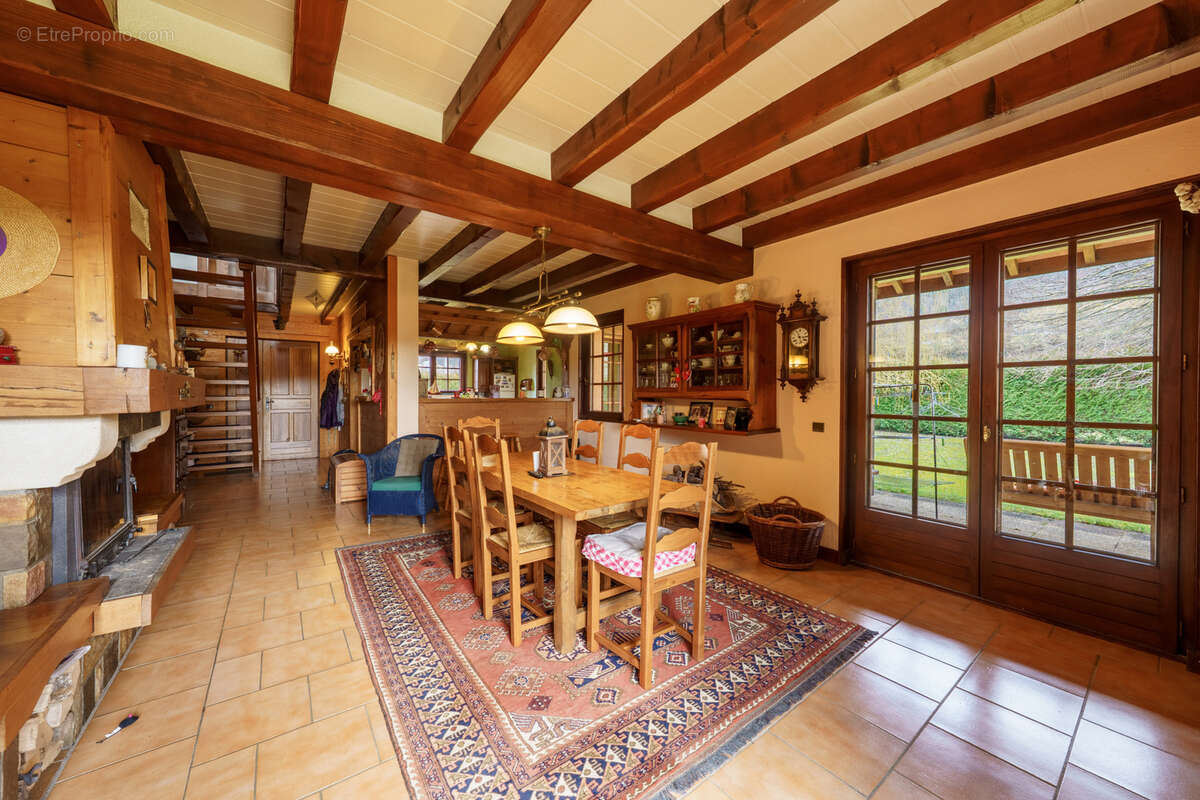 Maison à ALLINGES