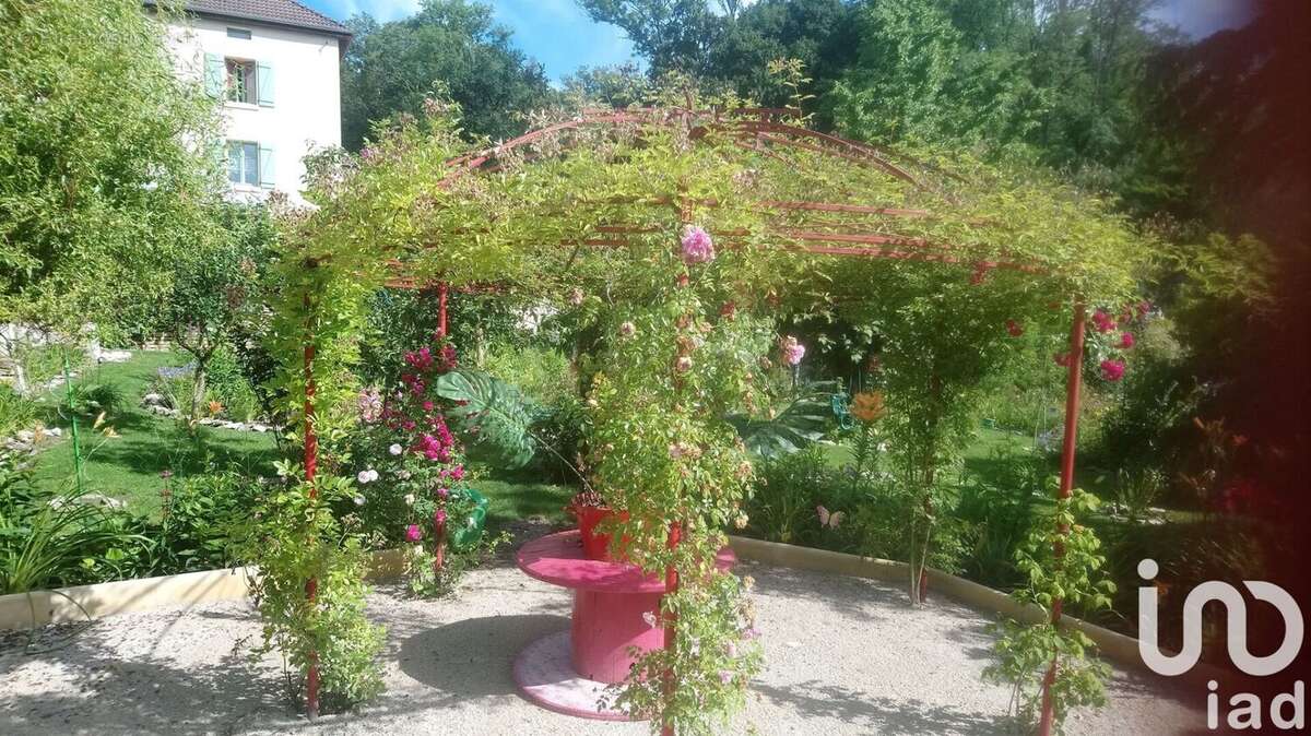 Photo 3 - Maison à MONTBOZON