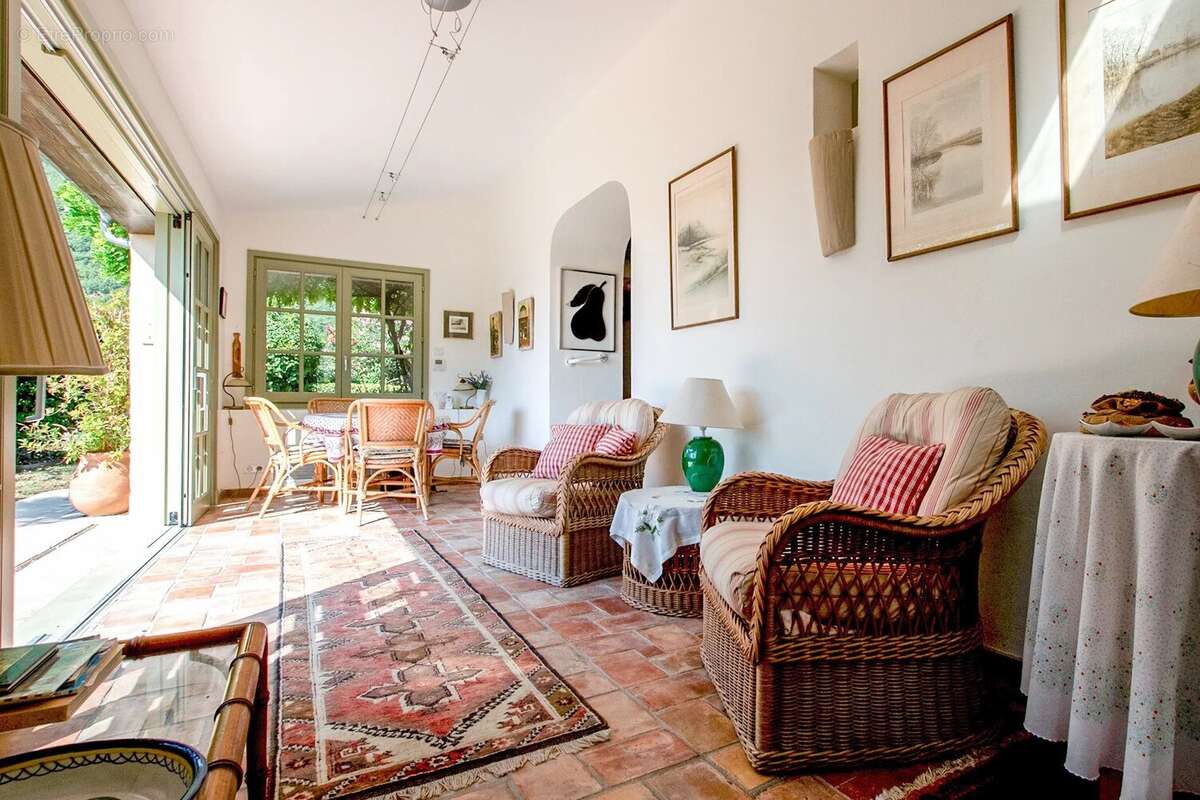 Maison à LE BAR-SUR-LOUP