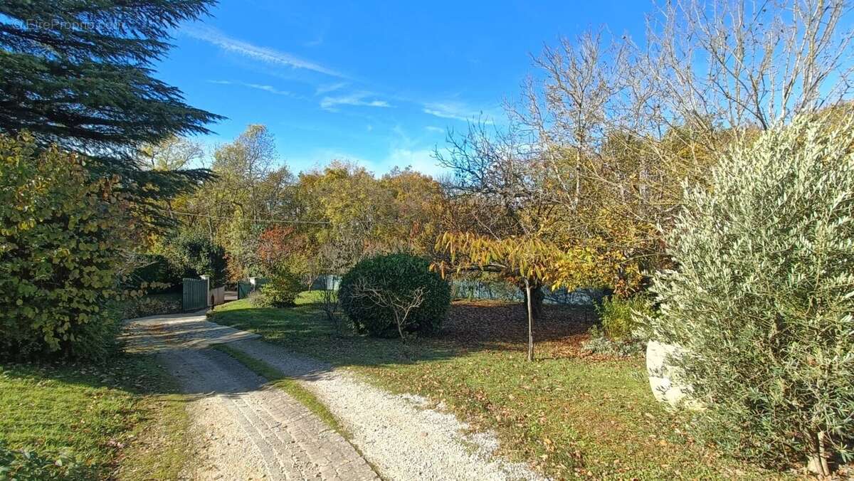 Maison à MIGNE-AUXANCES