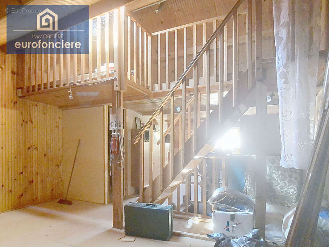 Maison à AIX-EN-OTHE