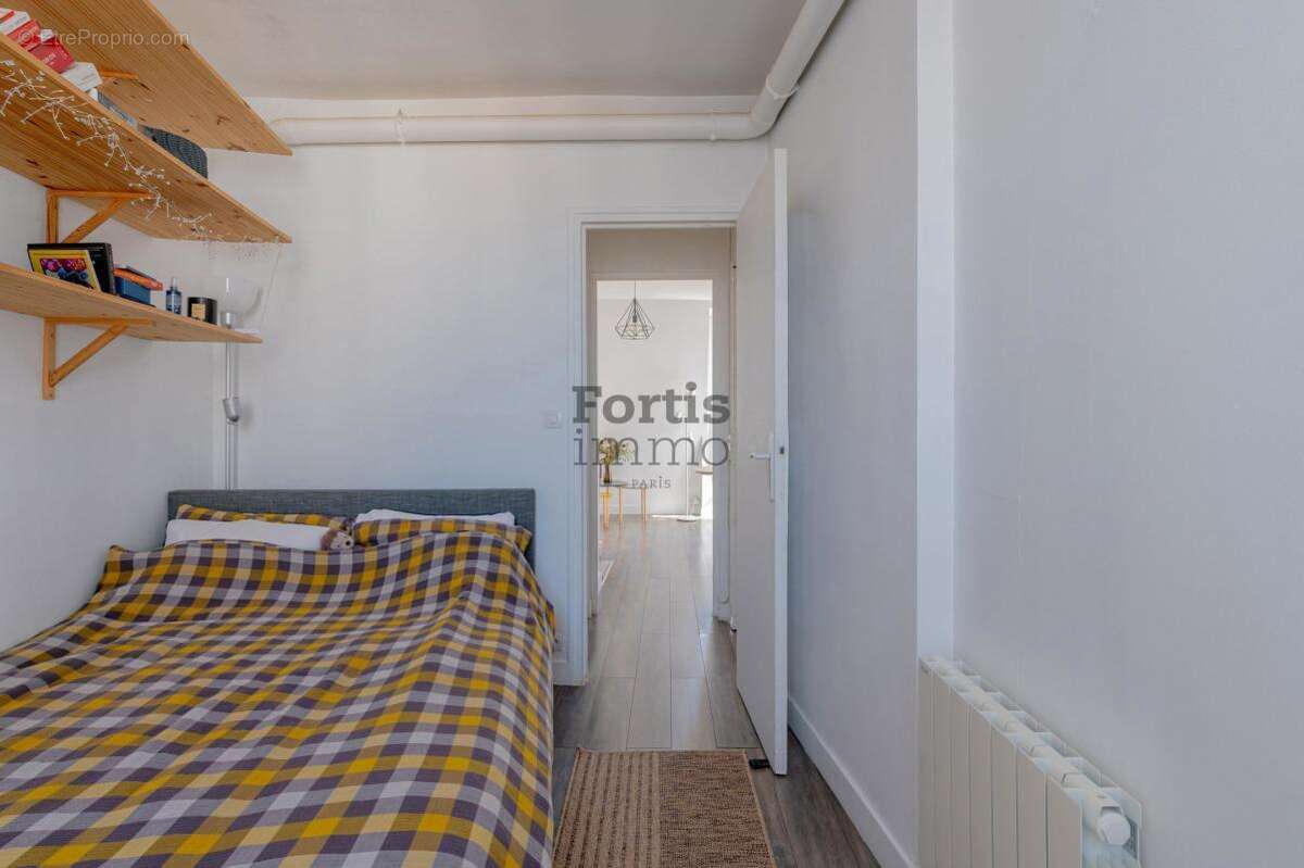 Appartement à PARIS-18E