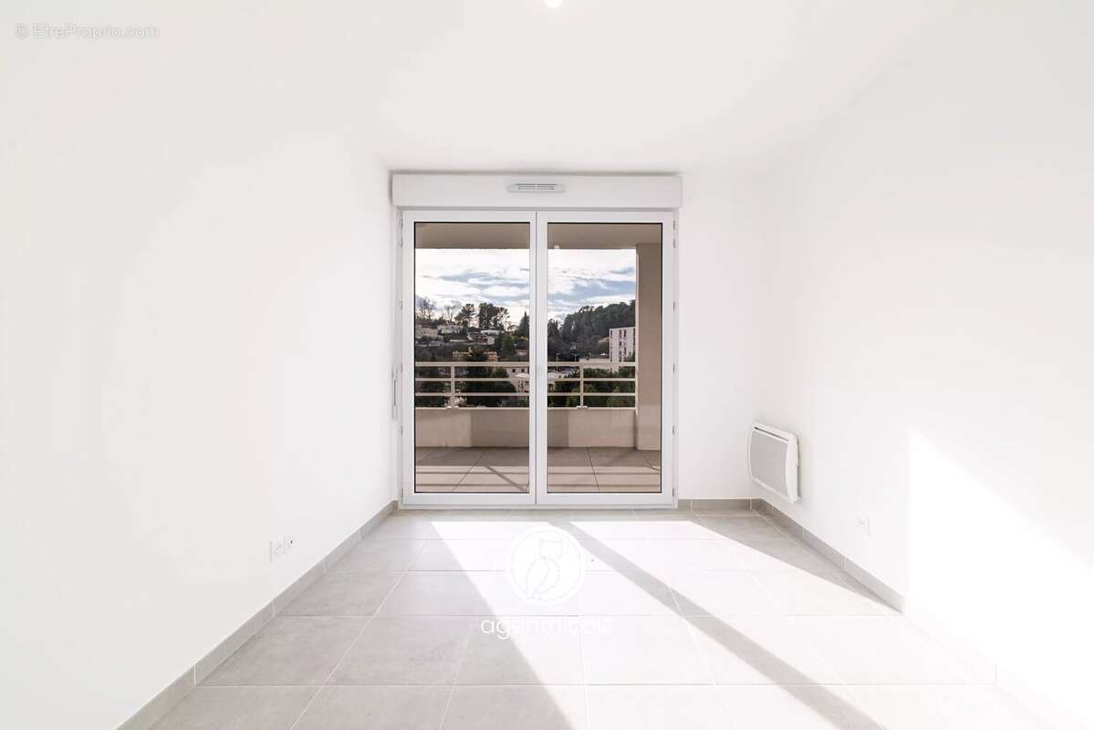 Appartement à CAGNES-SUR-MER