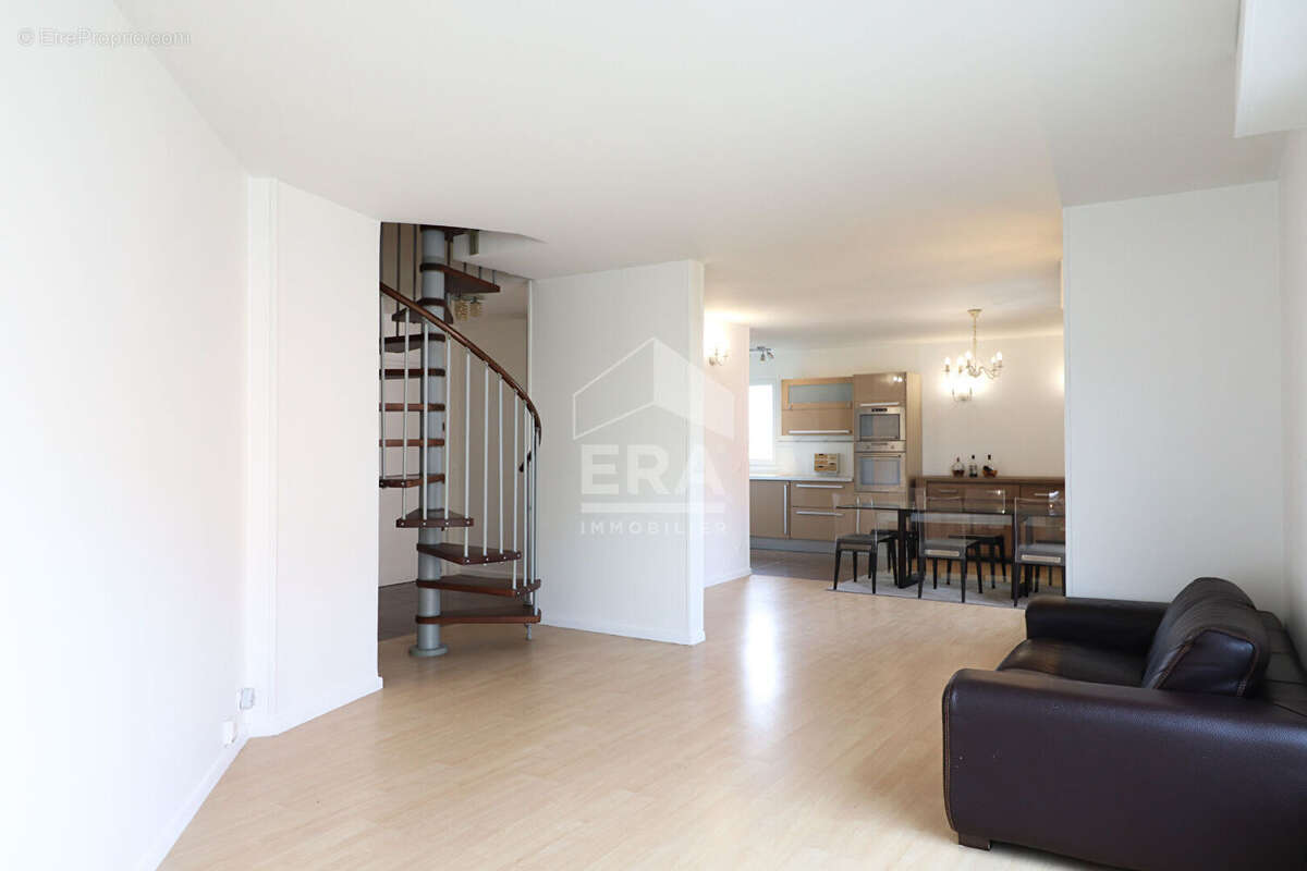 Appartement à CHAMPS-SUR-MARNE