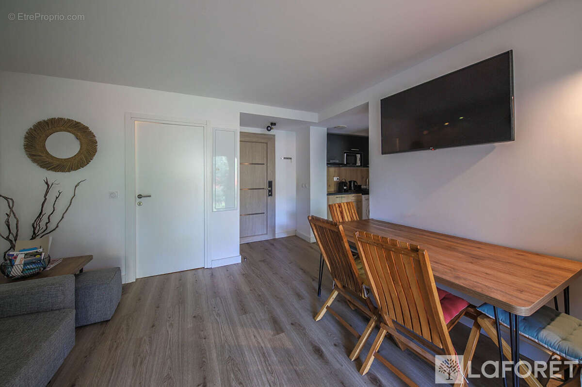 Appartement à LECCI