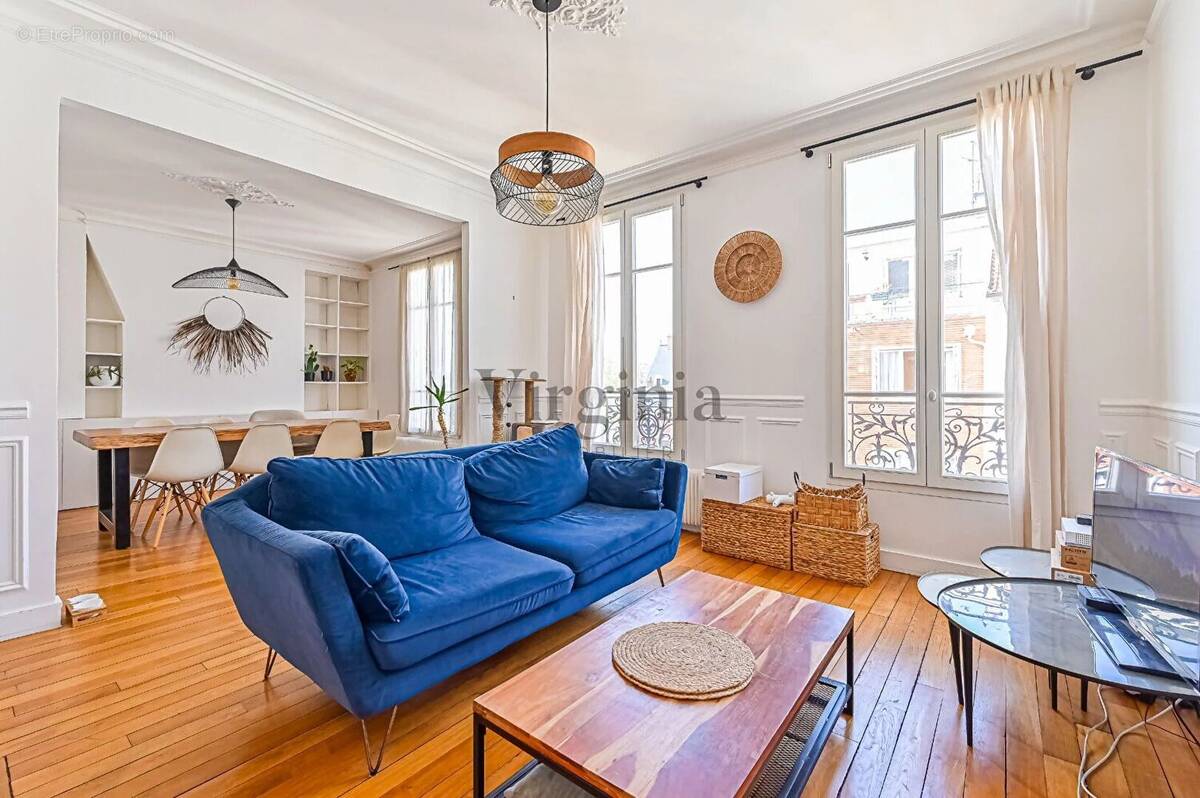 Appartement à CHARENTON-LE-PONT