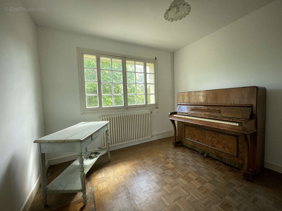 Maison à SAINTE-MARTHE