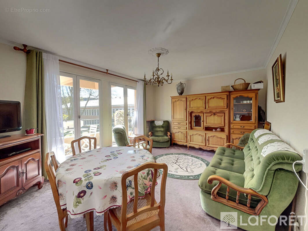 Appartement à GIF-SUR-YVETTE