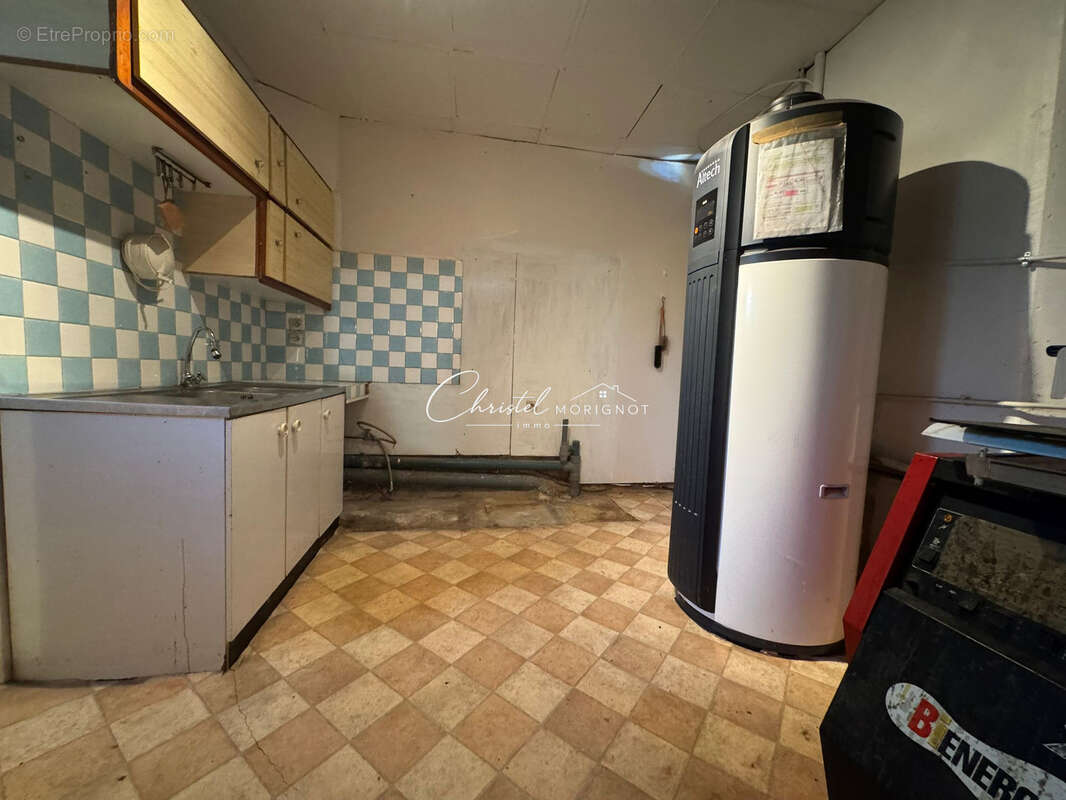 Maison de 140m2 + un atelier, dépendances et studio - photo 16
