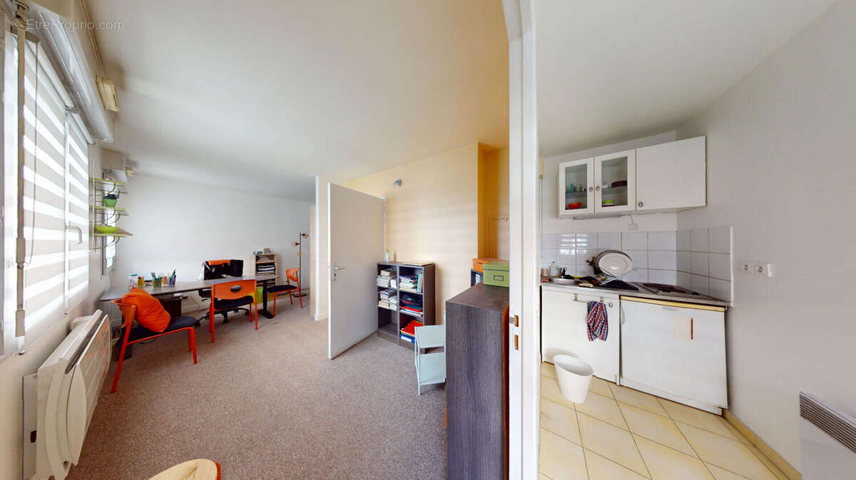 Appartement à PARIS-19E