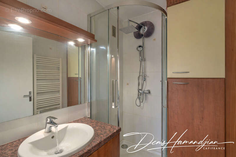 Appartement à FONTAINES-SUR-SAONE