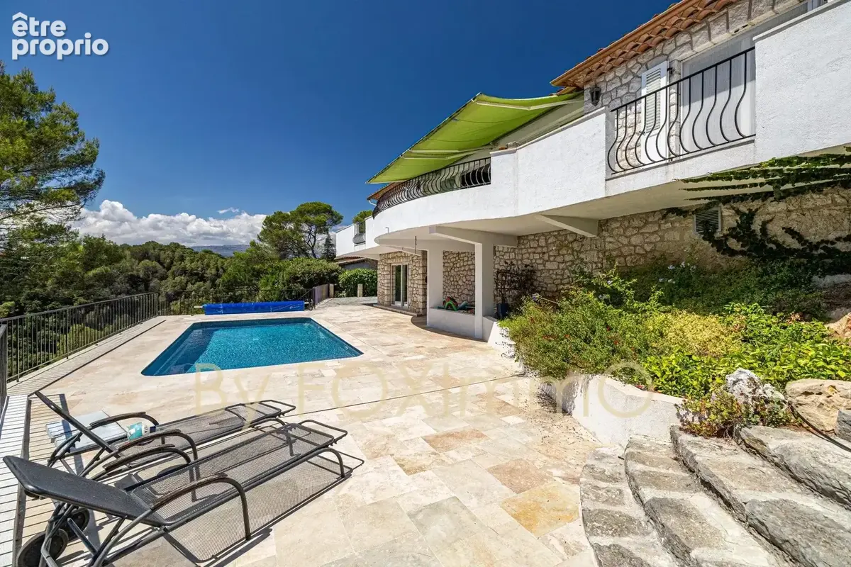 Villa entierement refaite à neuve 6 pieces Domaine des Clausonnes Biot - photo 3