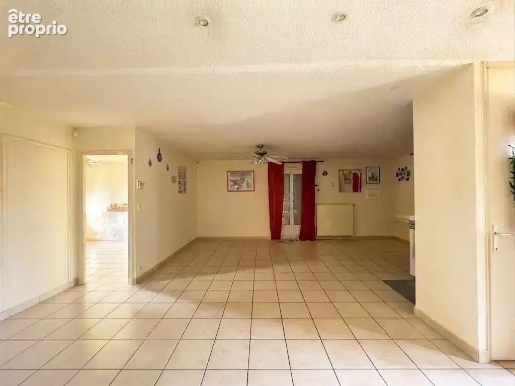 Maison 5 pièces 95 m² à vendre à Roanne (42300) - photo 3
