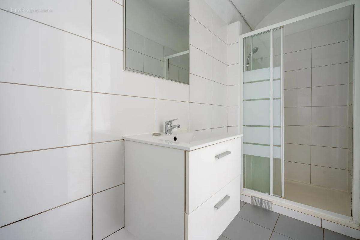 Appartement à LE PERREUX-SUR-MARNE