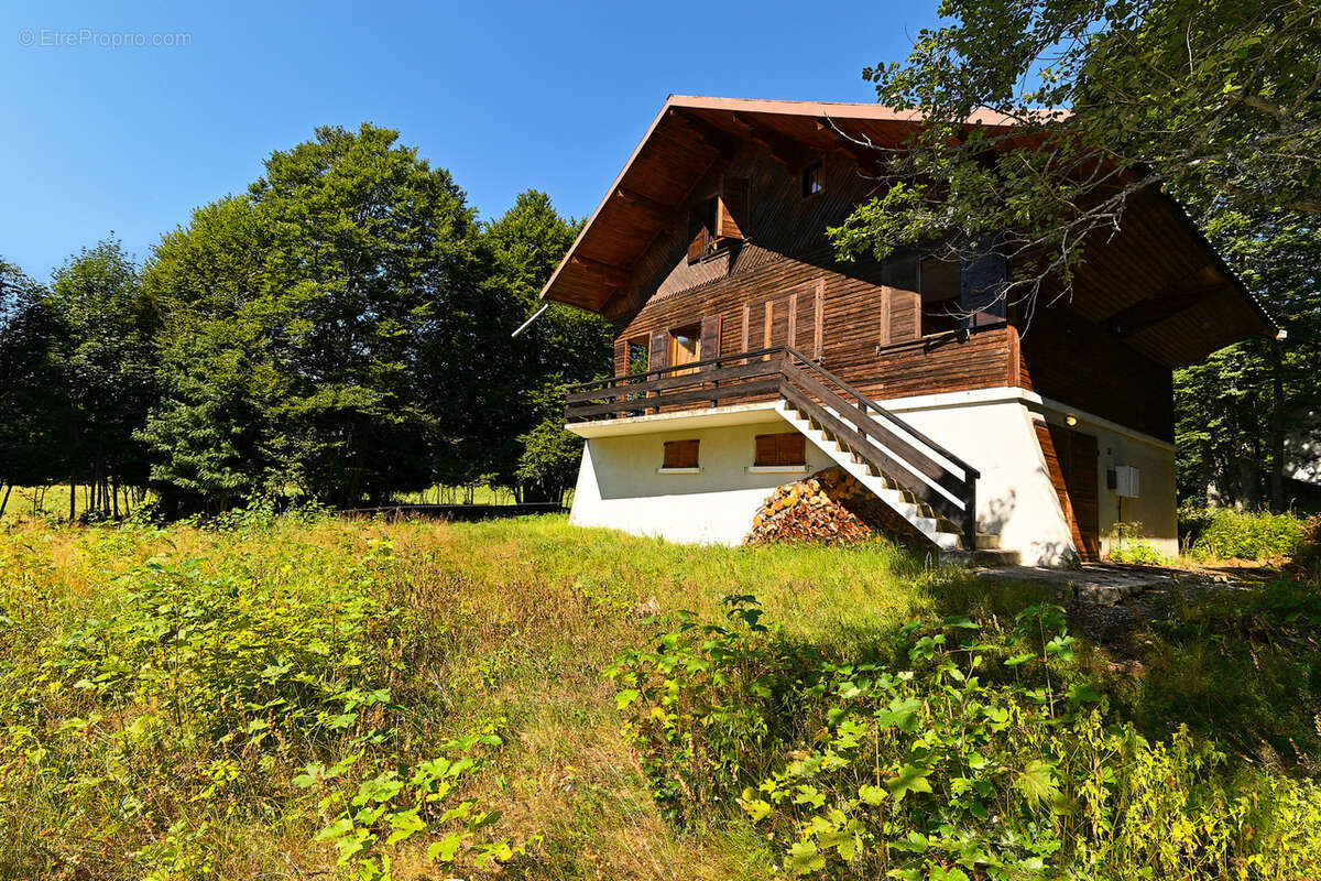 Maison à LES DESERTS