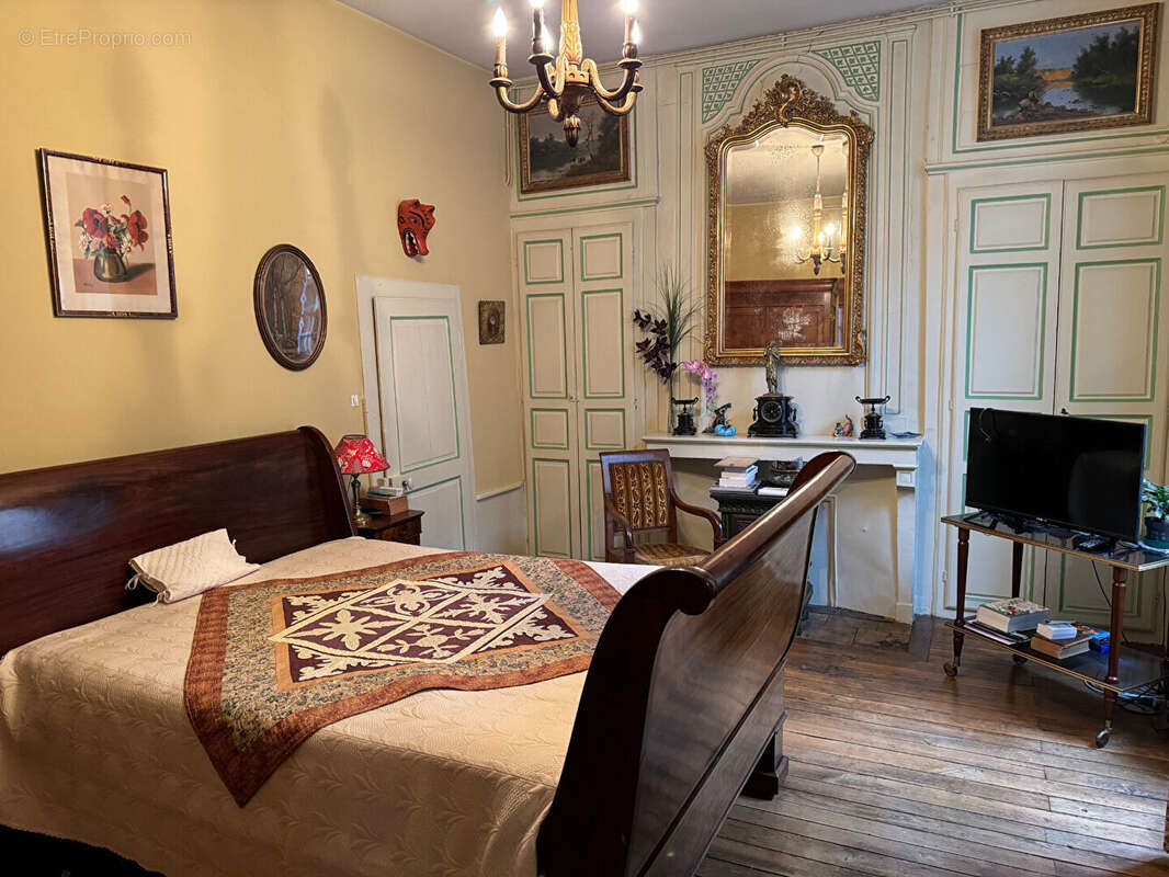 Appartement à MOULINS