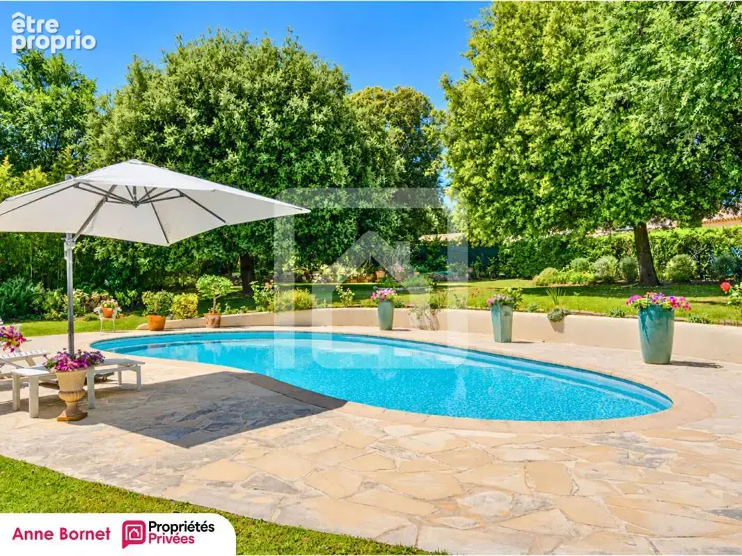 Propriété 7 pièces 301 m2 avec parc paysager et piscine - LE ROURET - photo 4