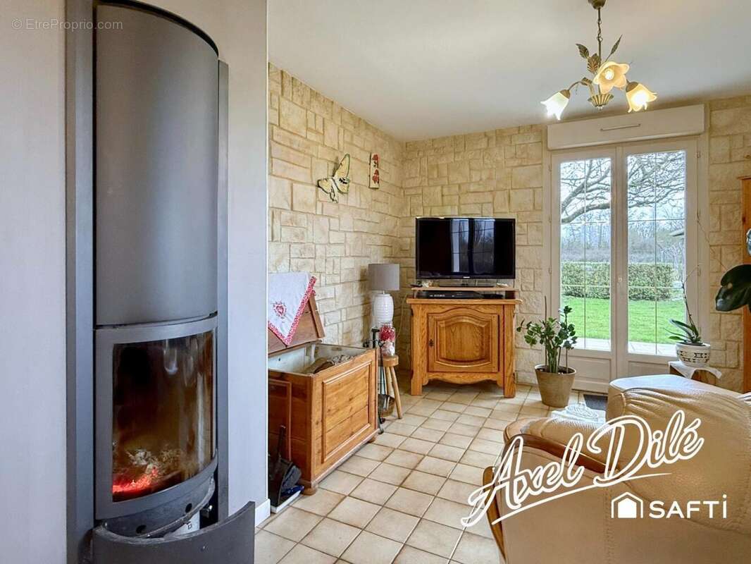 Photo 4 - Maison à CERNUSSON