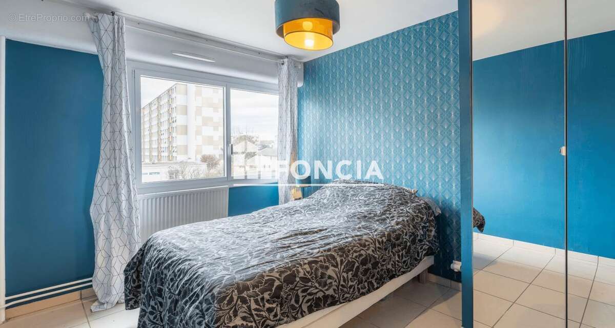 Appartement à LYON-8E