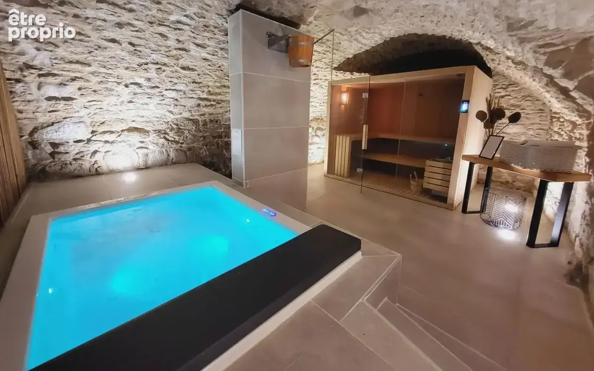 Maison 450 m² à Beaumettes  - photo 6