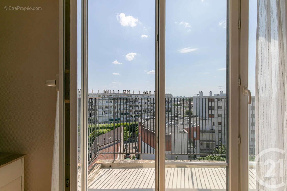 Appartement à SAINT-MAUR-DES-FOSSES