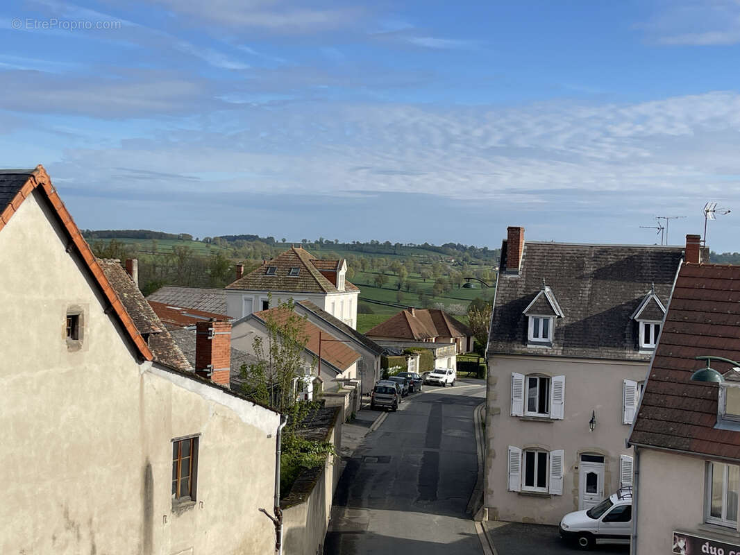 Maison à MARCILLAT-EN-COMBRAILLE
