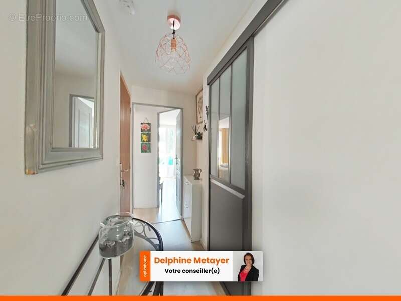 Appartement à VINS-SUR-CARAMY