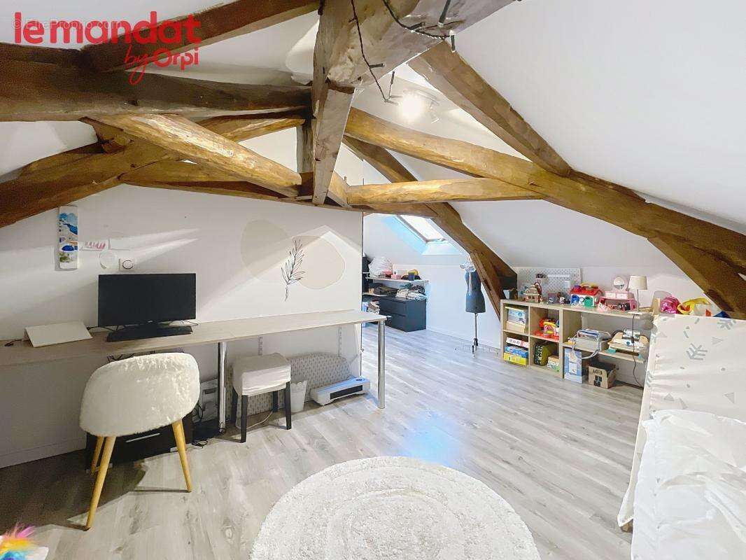 Appartement à SERAINCOURT