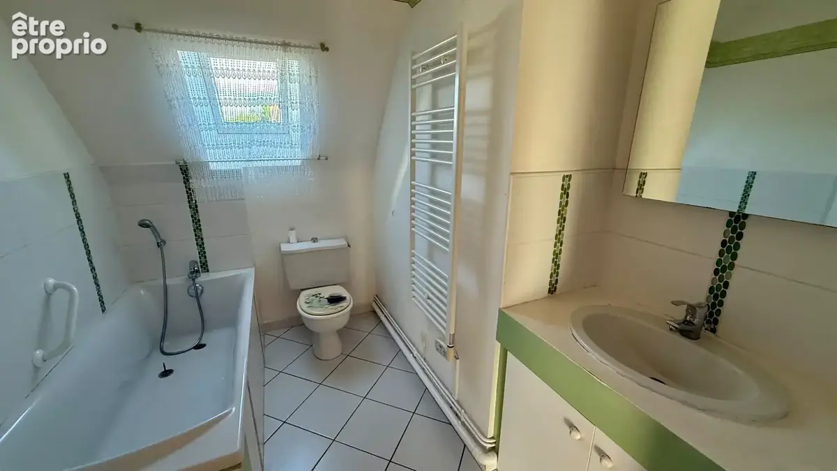 Maison 5 pièces - terrain de 281 m2 - GUILERS - photo 9
