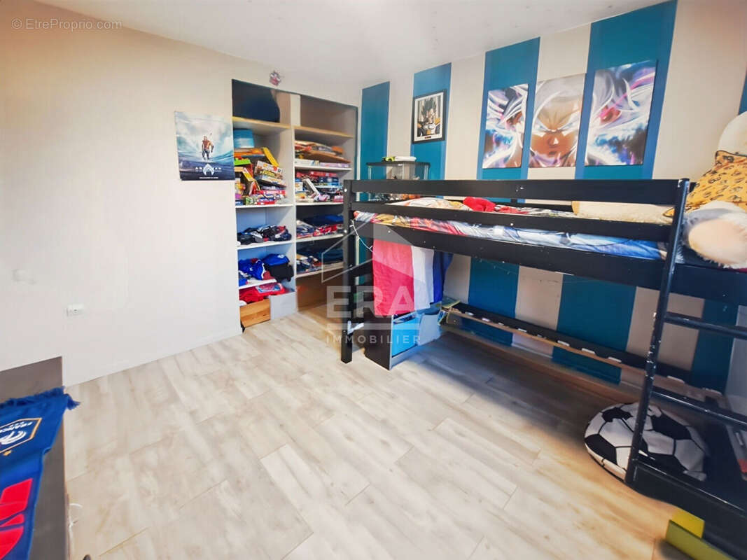 Maison à VERT-SAINT-DENIS