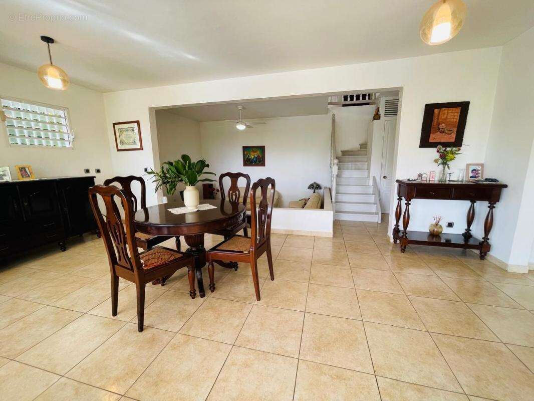 Maison à SCHOELCHER