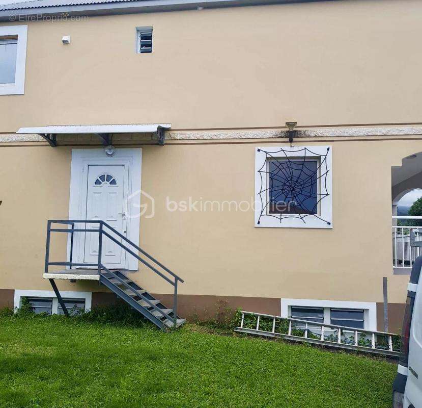 Maison à SAINTE-SUZANNE