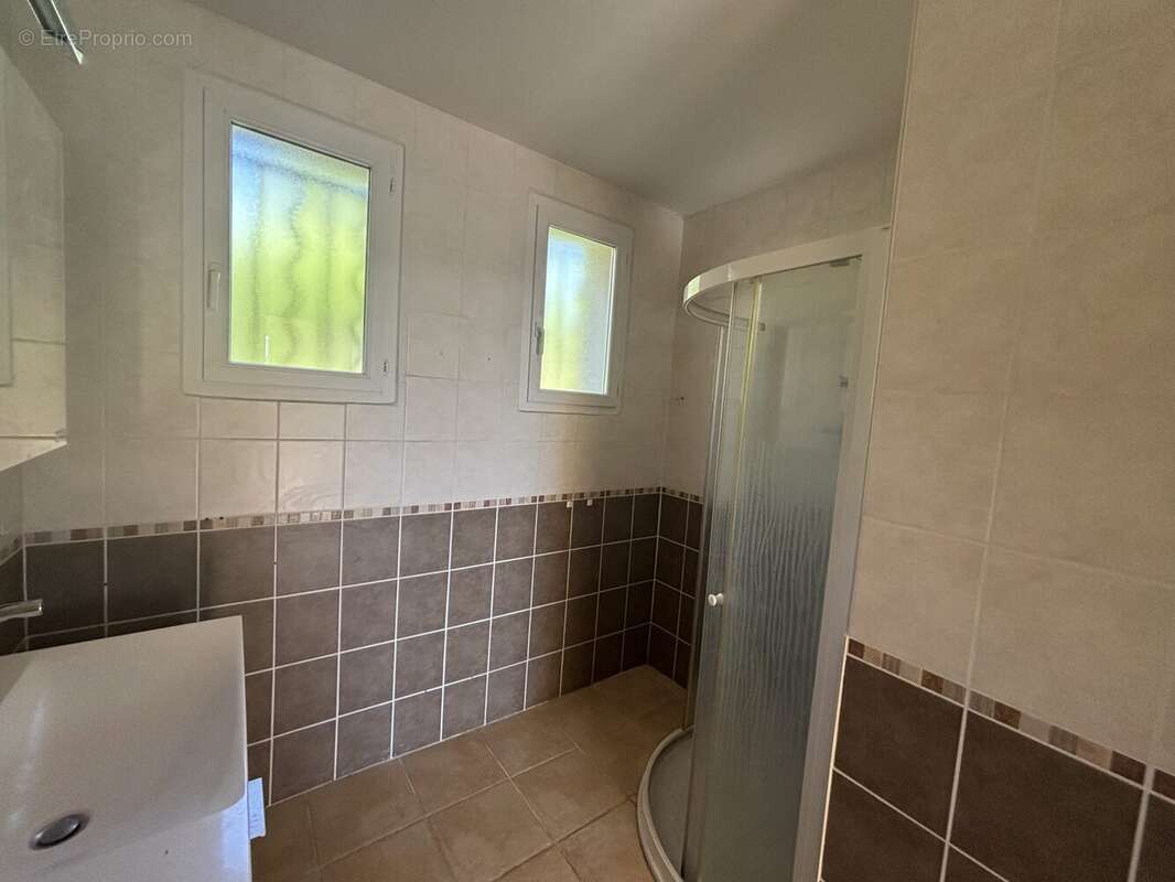 Maison 134 m² à Privas  - photo 8