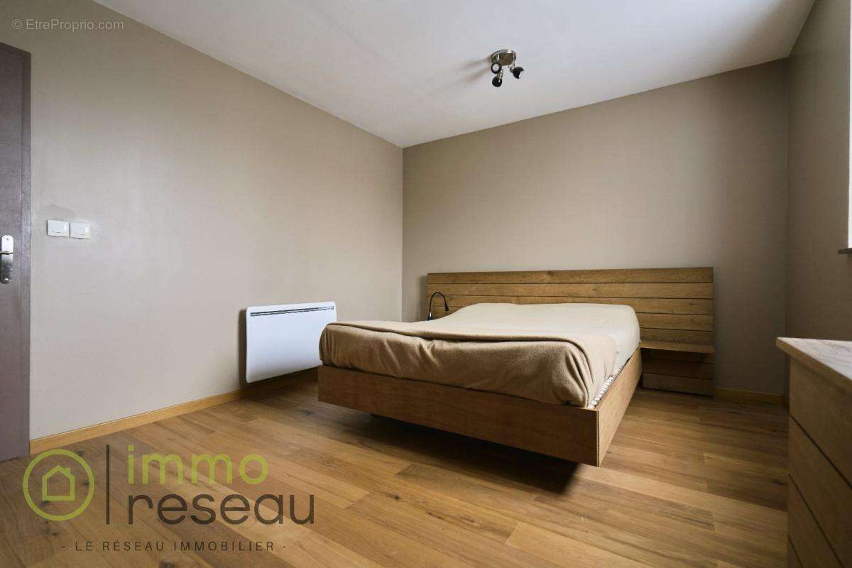 Maison à LA CHAPELLE-D&#039;ARMENTIERES