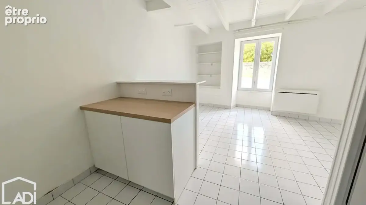 Maison de bourg à la Mothe Saint Héray - photo 6