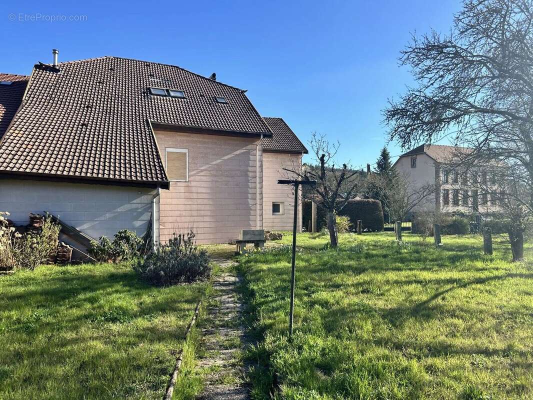 Maison à PROVENCHERES-SUR-FAVE