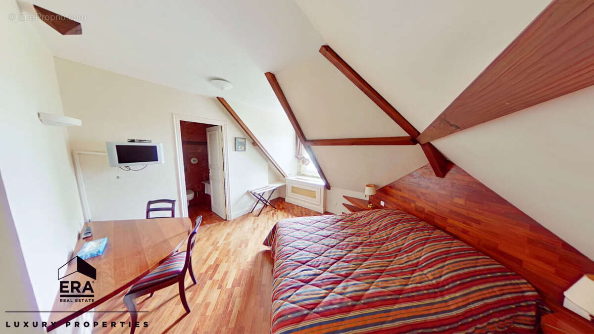 Maison à MOULIS-EN-MEDOC