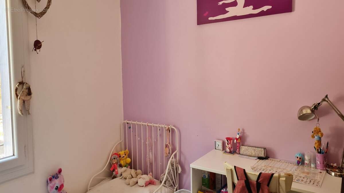 Appartement à LES ISSAMBRES