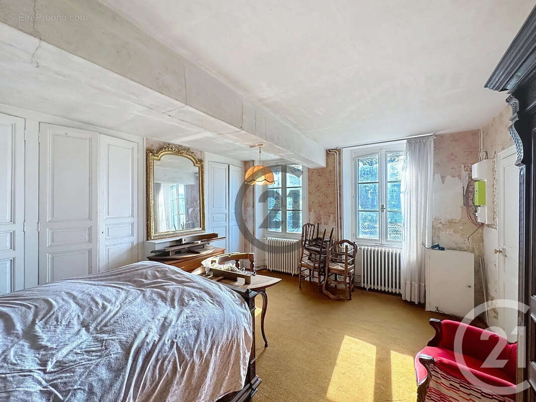 Maison à AIX-EN-OTHE
