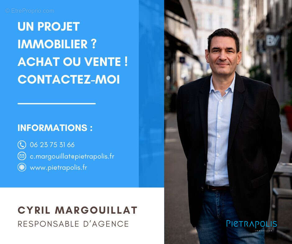 Terrain à MONSTEROUX-MILIEU