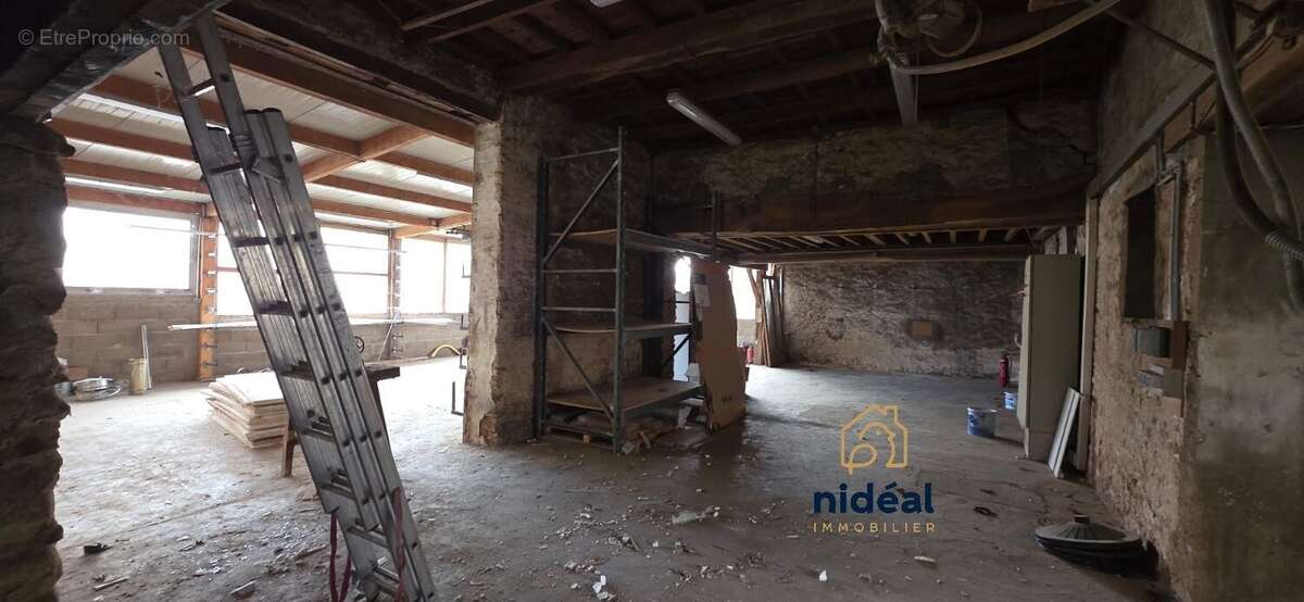 Commerce à PACY-SUR-EURE