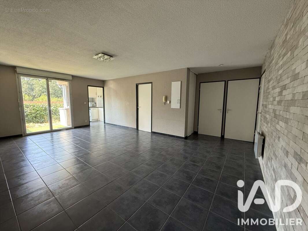 Photo 2 - Appartement à FONBEAUZARD