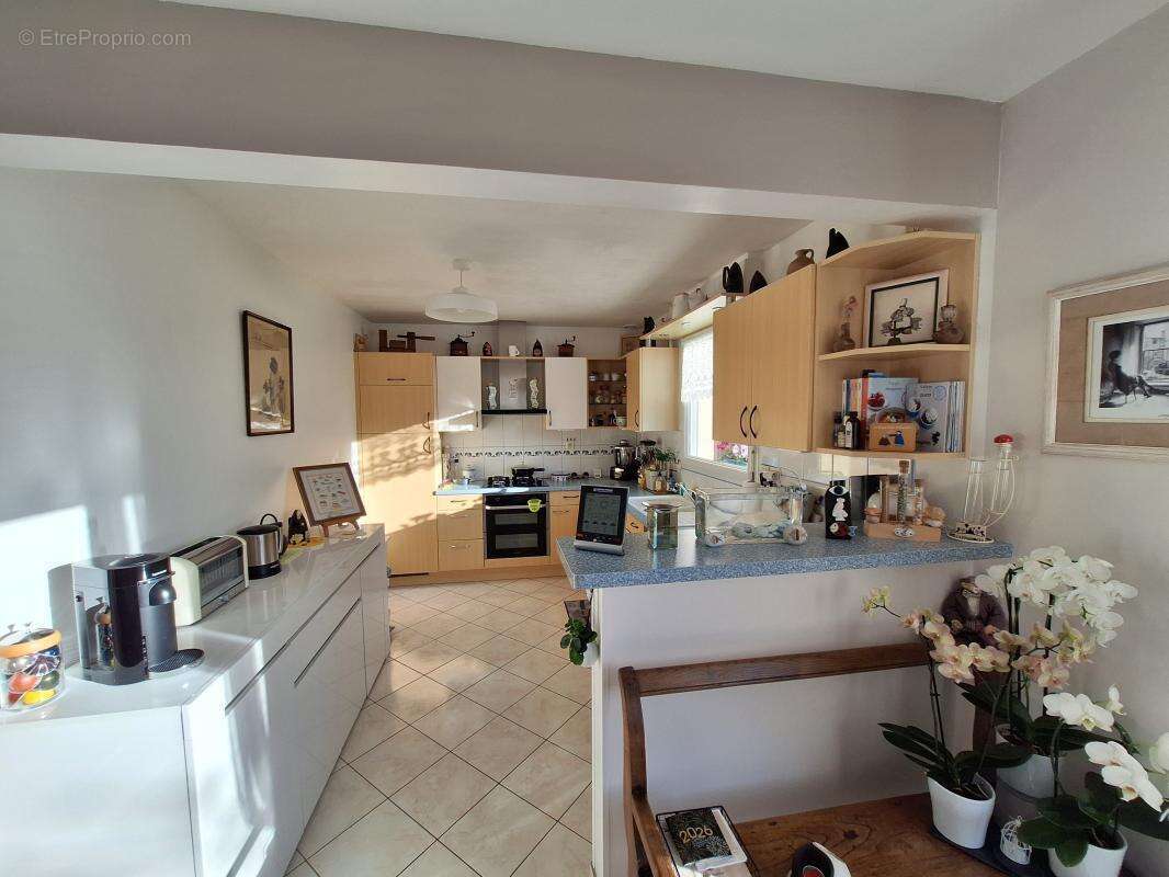 Maison à PLOUIGNEAU