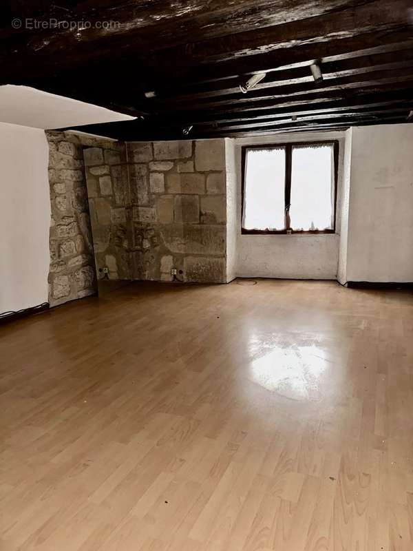 Commerce à PARIS-3E