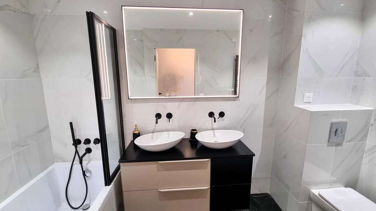 Appartement à LE CANNET