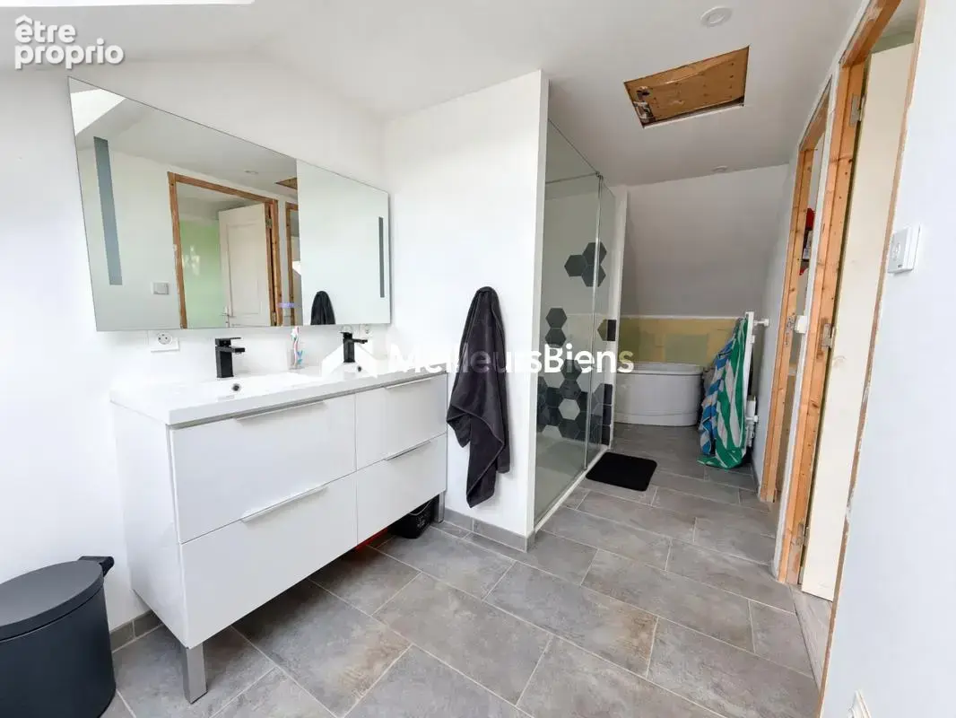 VAIGES – Maison – 3 chambres + bureau – Garage 65 m² – Terrain 717 m² - photo 24