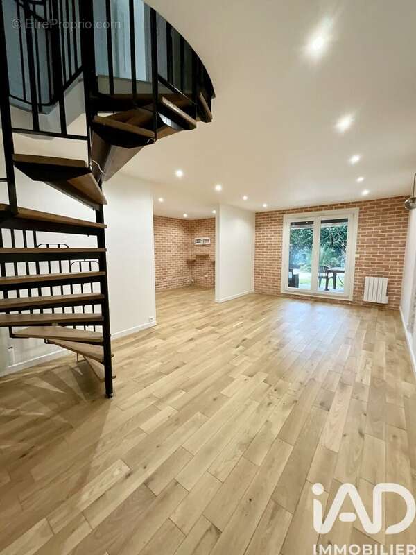 Maison 98 m² à Bondoufle  - photo 2