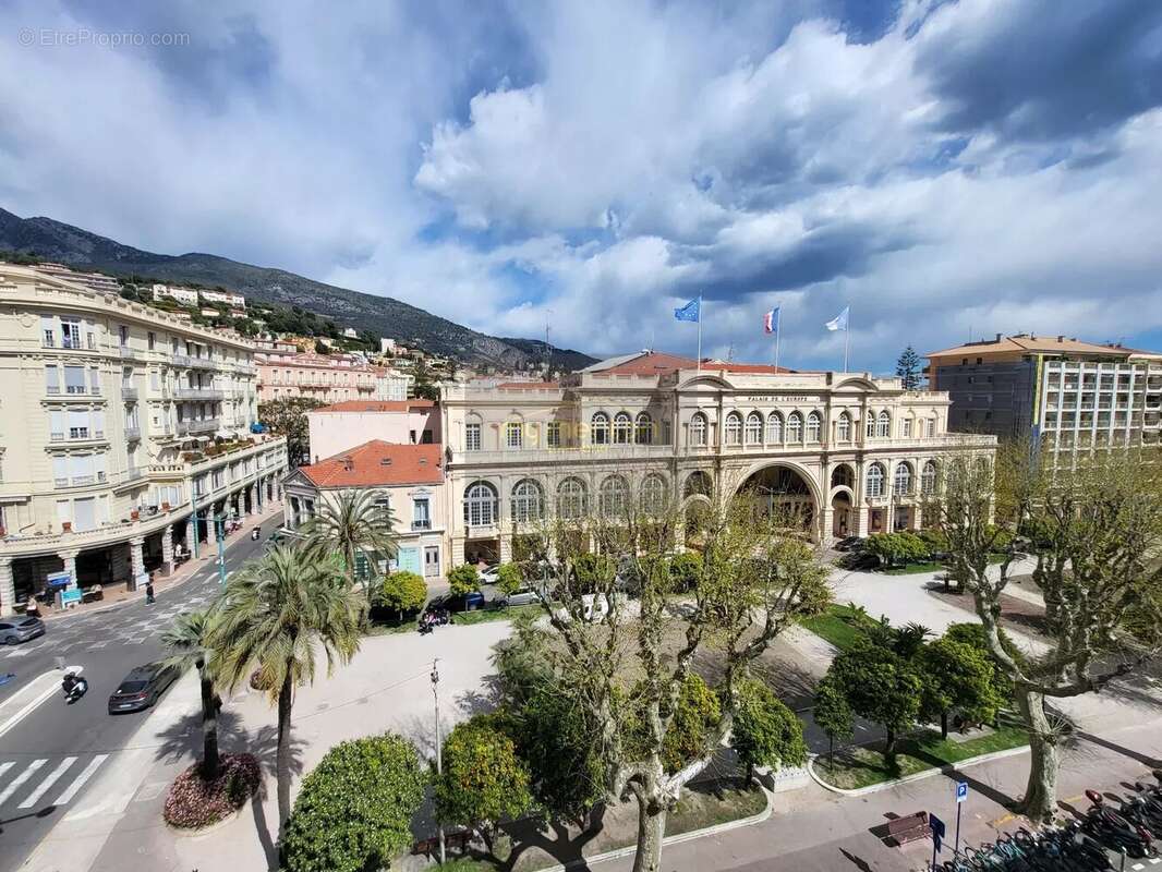 Appartement à MENTON