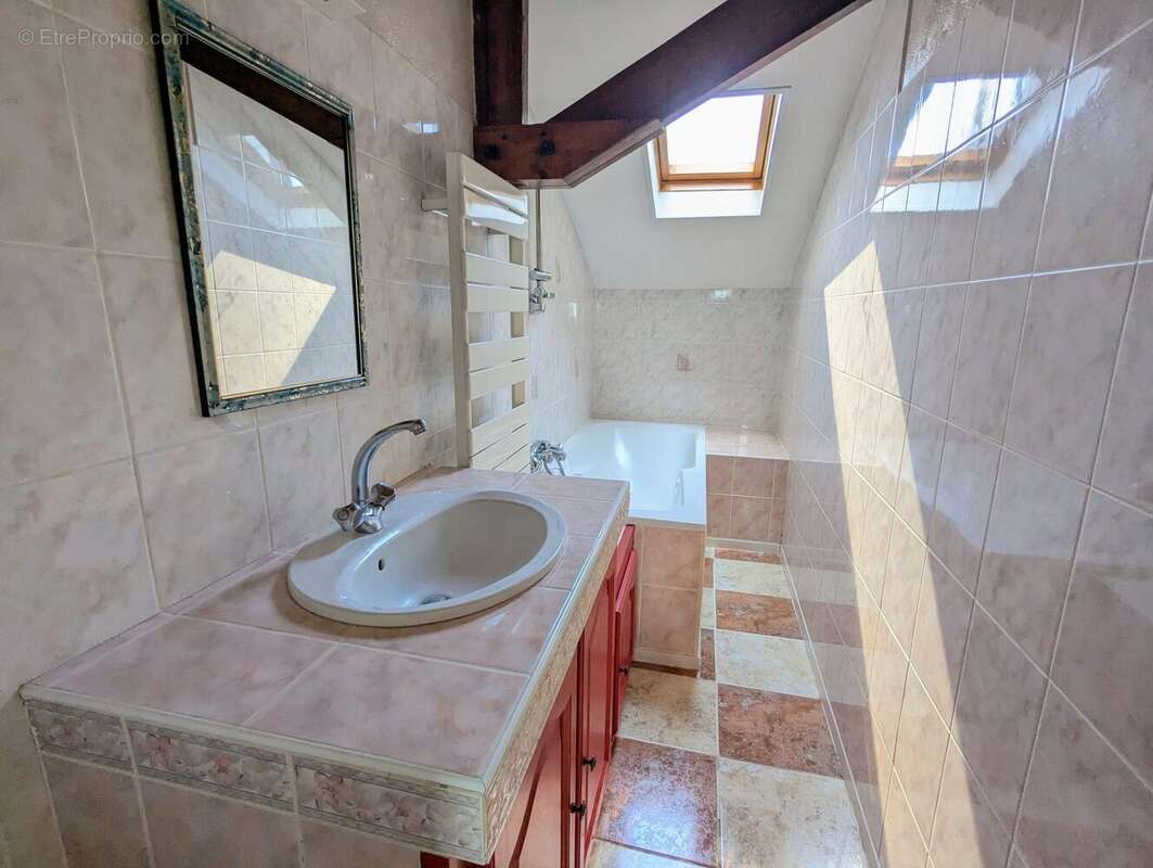 salle de bains - Maison à ISIGNY-SUR-MER