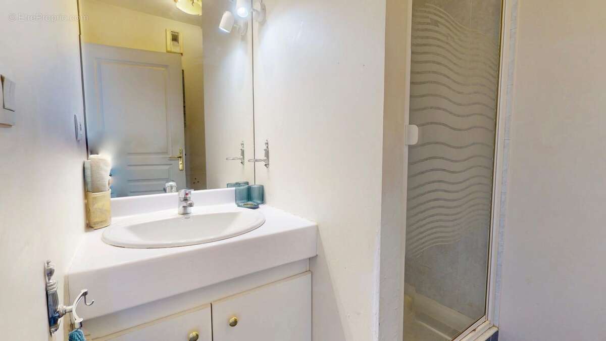 Appartement à TASSIN-LA-DEMI-LUNE